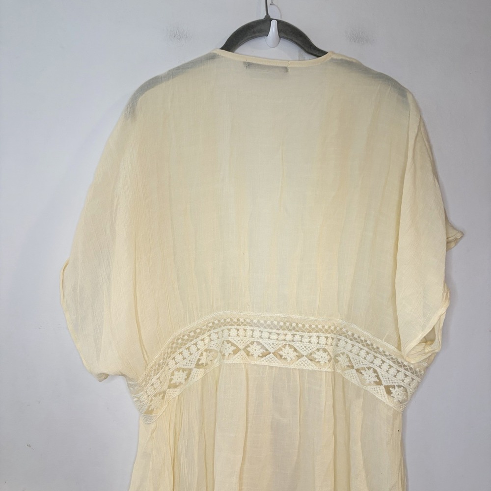 FANCYINN Cream Crochet Tie Accent Swimsuit Coverup Short Sleeve Scoop Neck M - Picture 4 of 6
